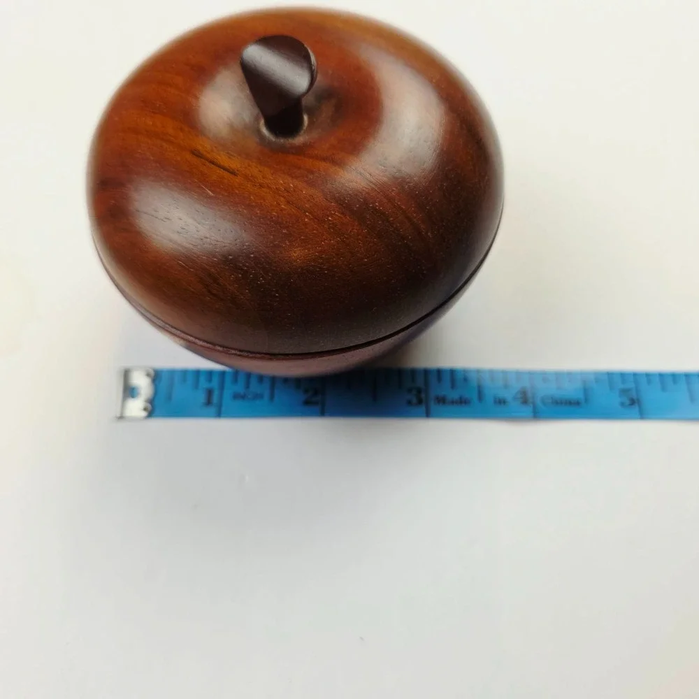 N/A vintage hand